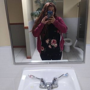 Meet your Posher, Lela